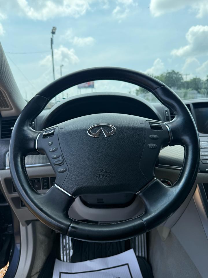 Infiniti M 35 Sedan 2008