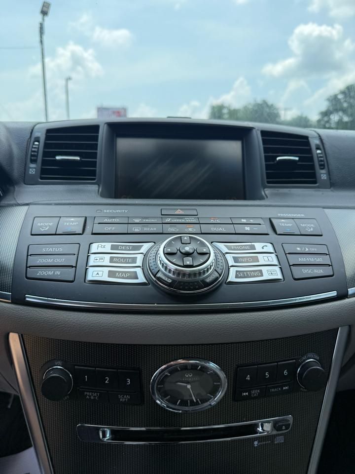 Infiniti M 35 Sedan 2008