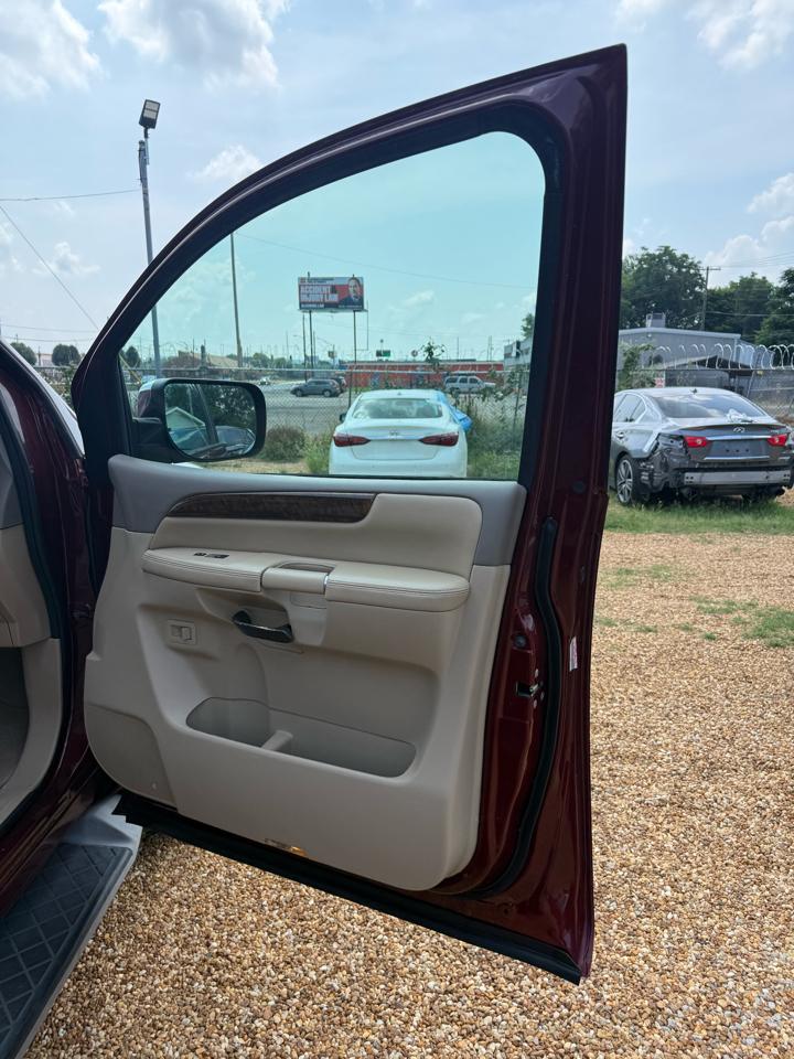 Nissan Armada SL 2WD 2012