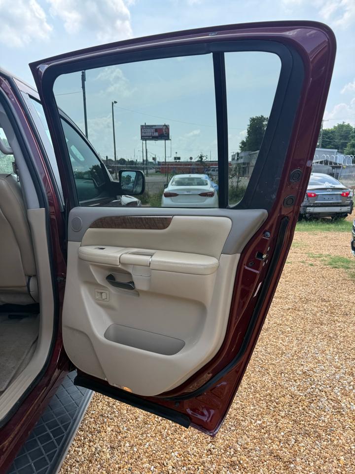 Nissan Armada SL 2WD 2012