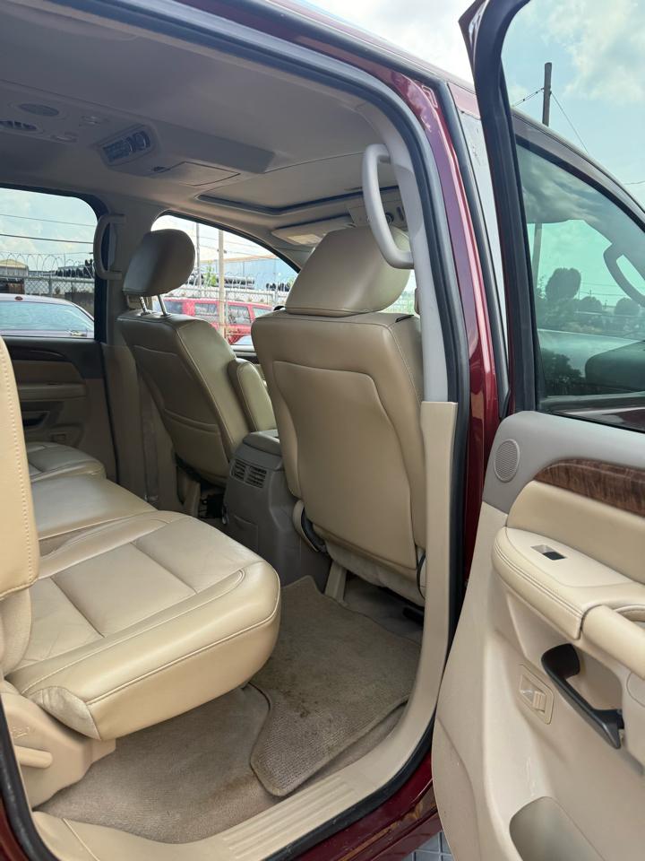 Nissan Armada SL 2WD 2012