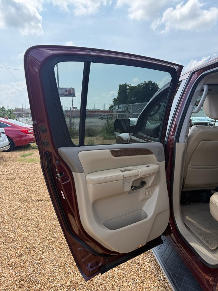 Nissan Armada SL 2WD 2012
