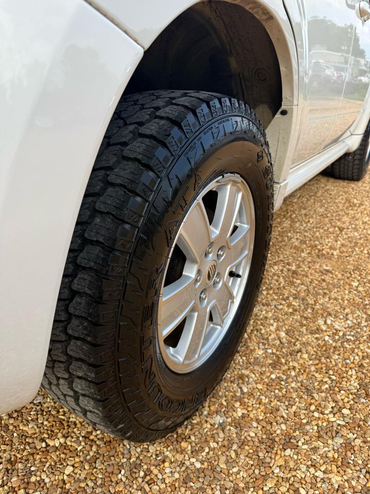 Mercury Mariner V6 2WD 2010