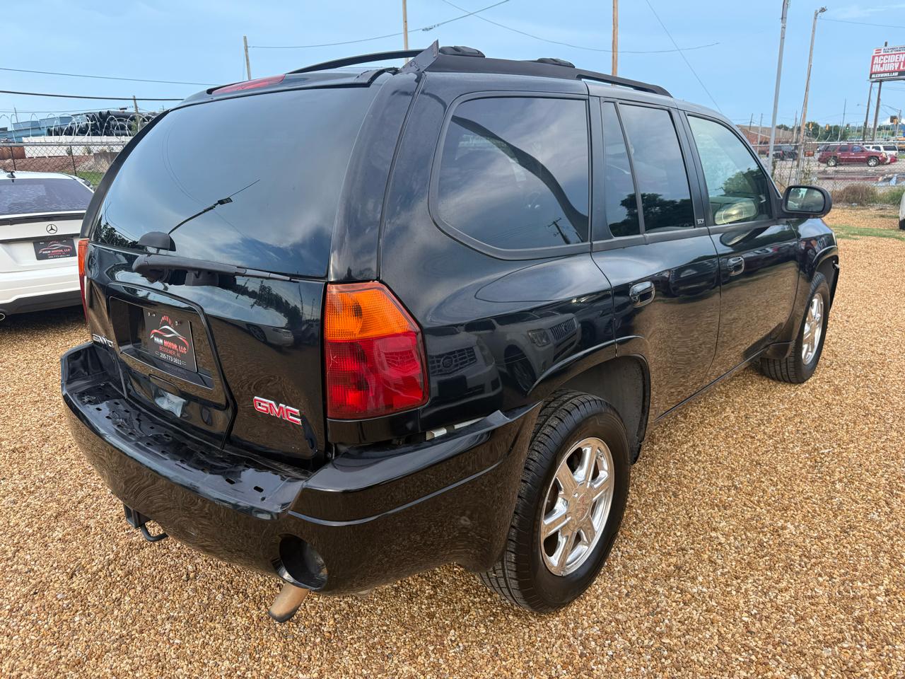 GMC Envoy SLE-1 2WD 2007