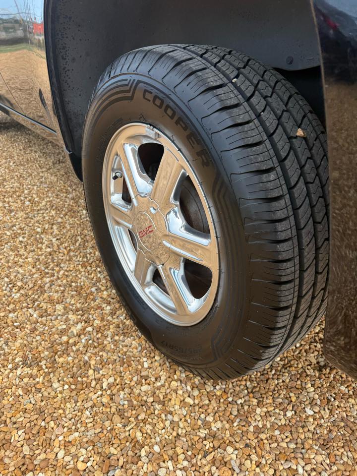 GMC Envoy SLE-1 2WD 2007