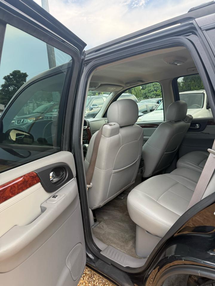 GMC Envoy SLE-1 2WD 2007