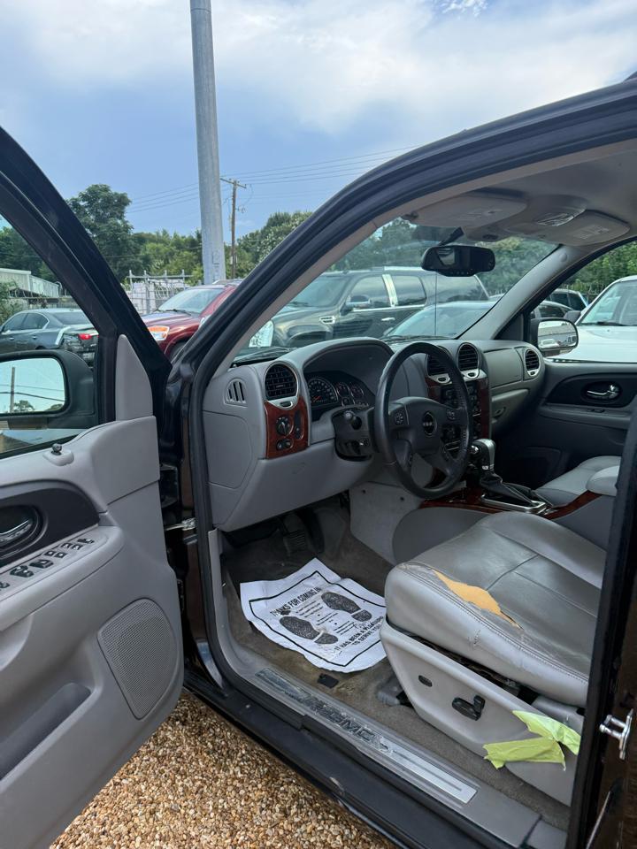 GMC Envoy SLE-1 2WD 2007