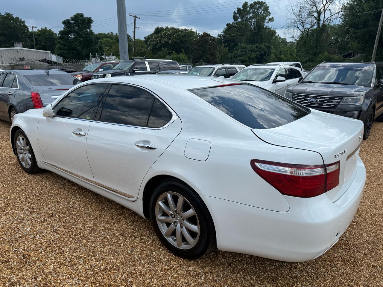 Lexus LS 460 Luxury Sedan 2009