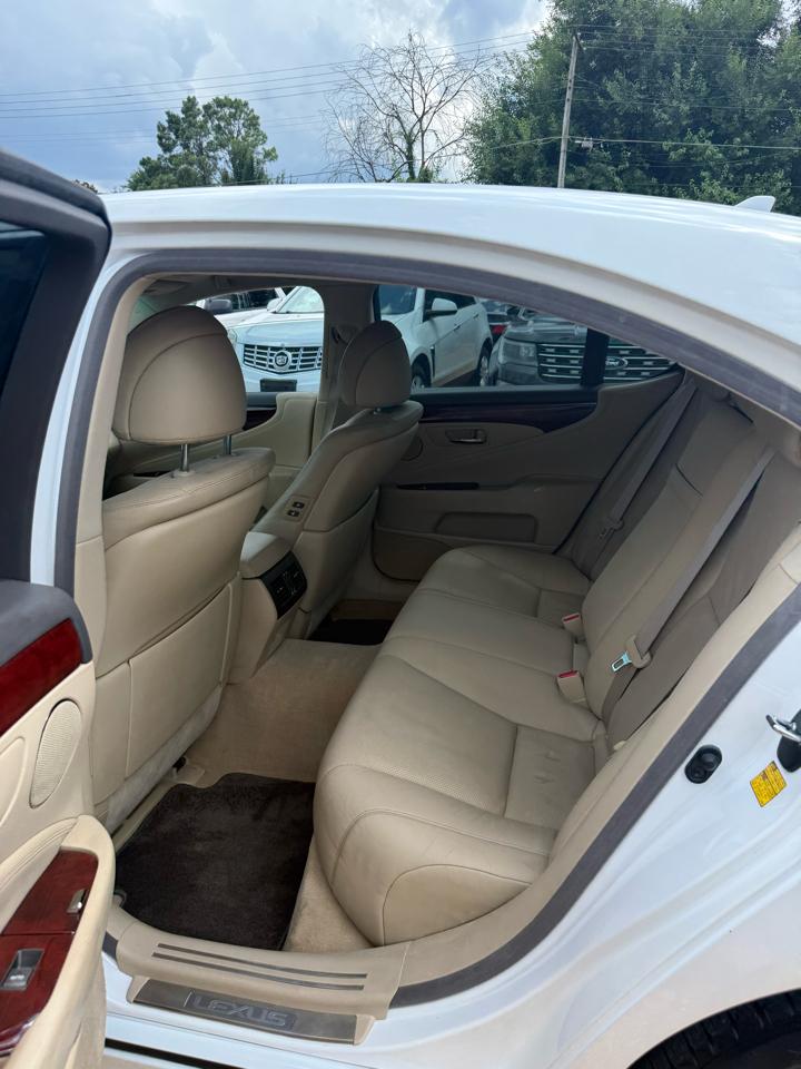 Lexus LS 460 Luxury Sedan 2009