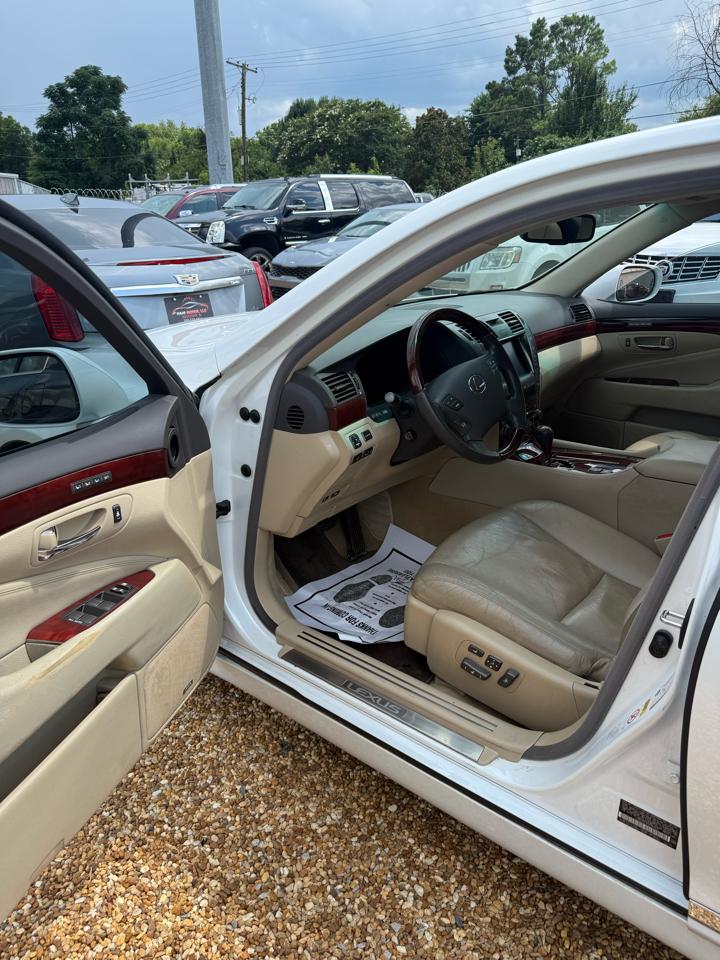 Lexus LS 460 Luxury Sedan 2009