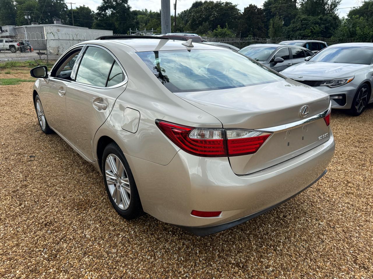 Lexus ES 350 Sedan 2013