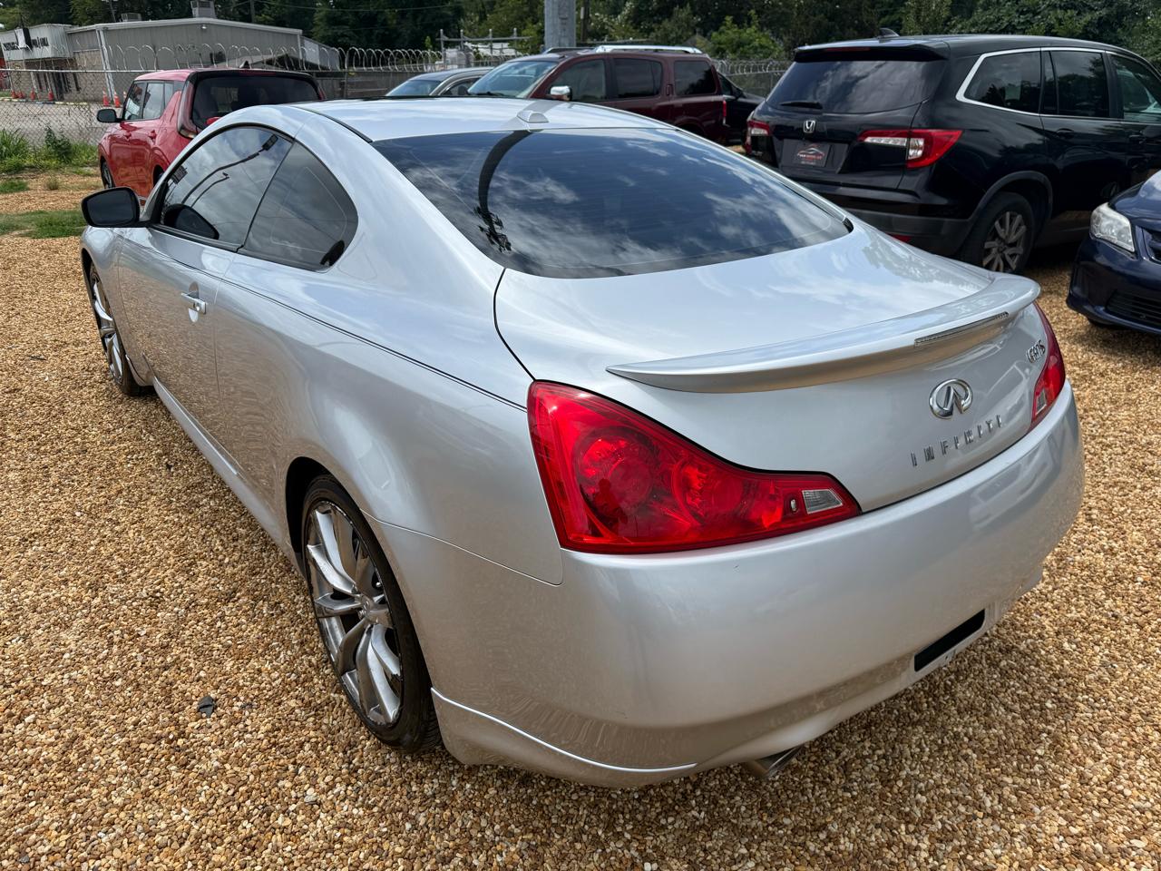 Infiniti G37 Base 2008