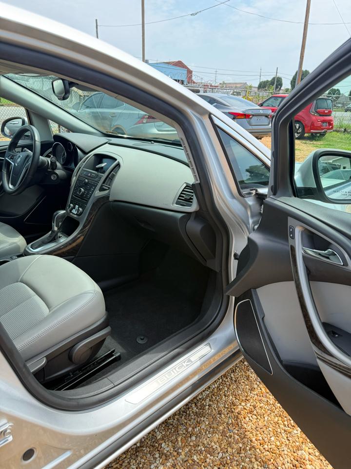 Buick Verano Convenience 2013
