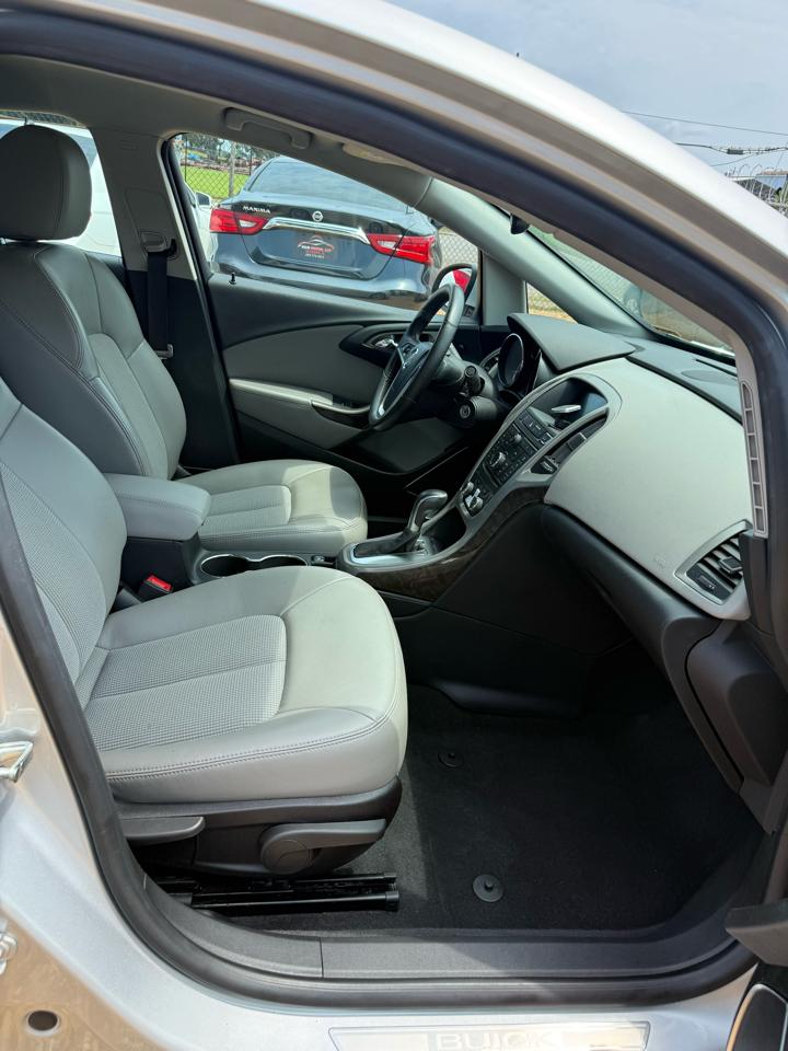 Buick Verano Convenience 2013