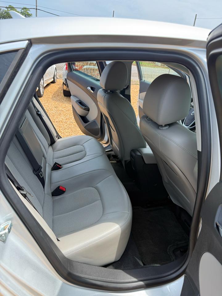 Buick Verano Convenience 2013