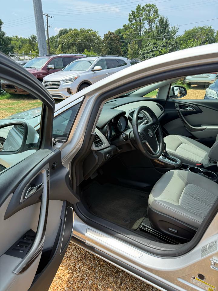 Buick Verano Convenience 2013