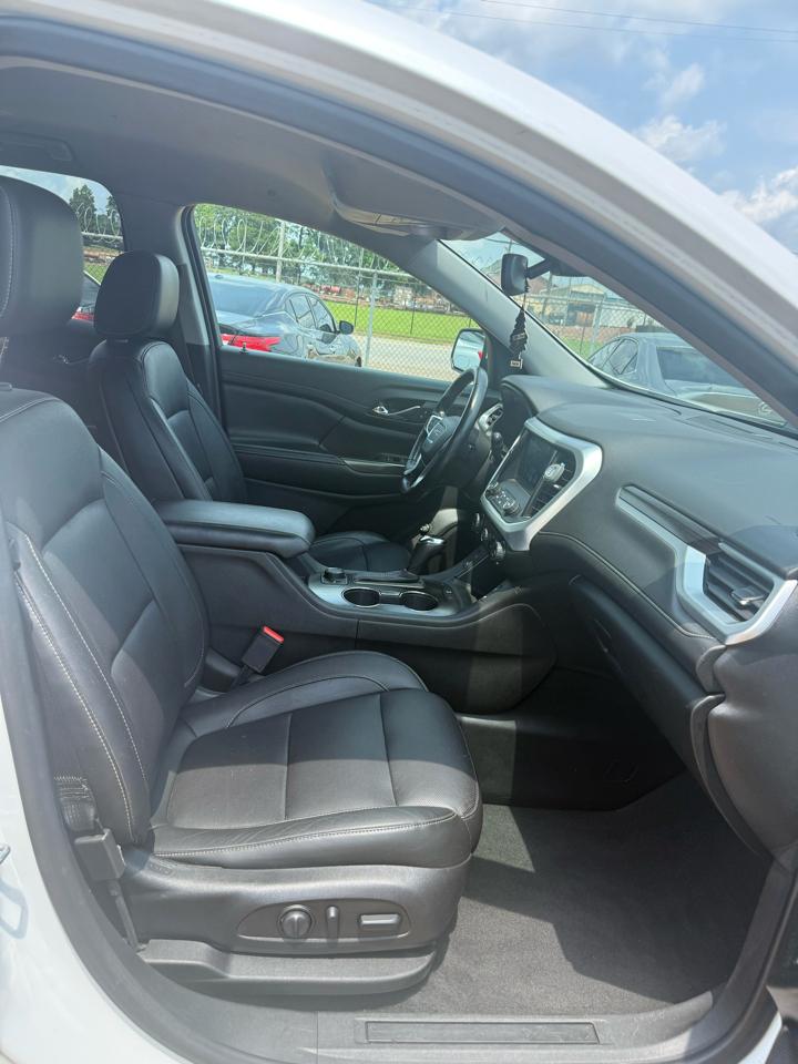 GMC Acadia SLT-1 FWD 2019