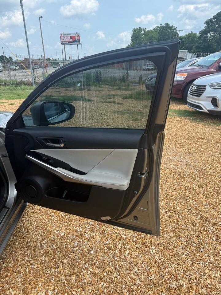 Lexus IS 250 RWD 2014