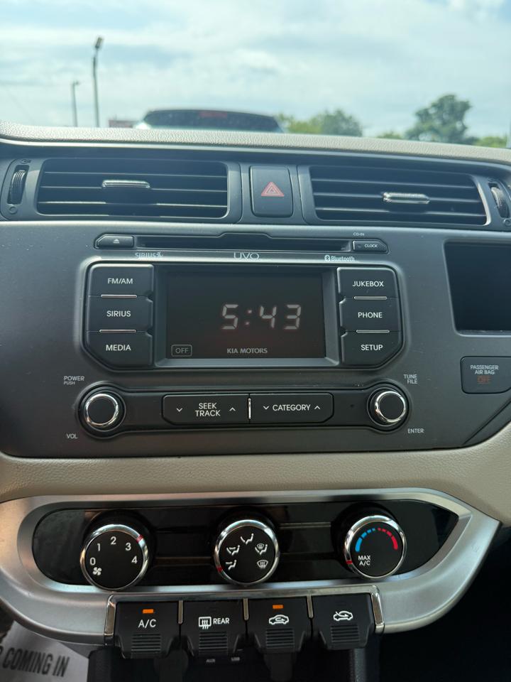 Kia Rio EX 2013