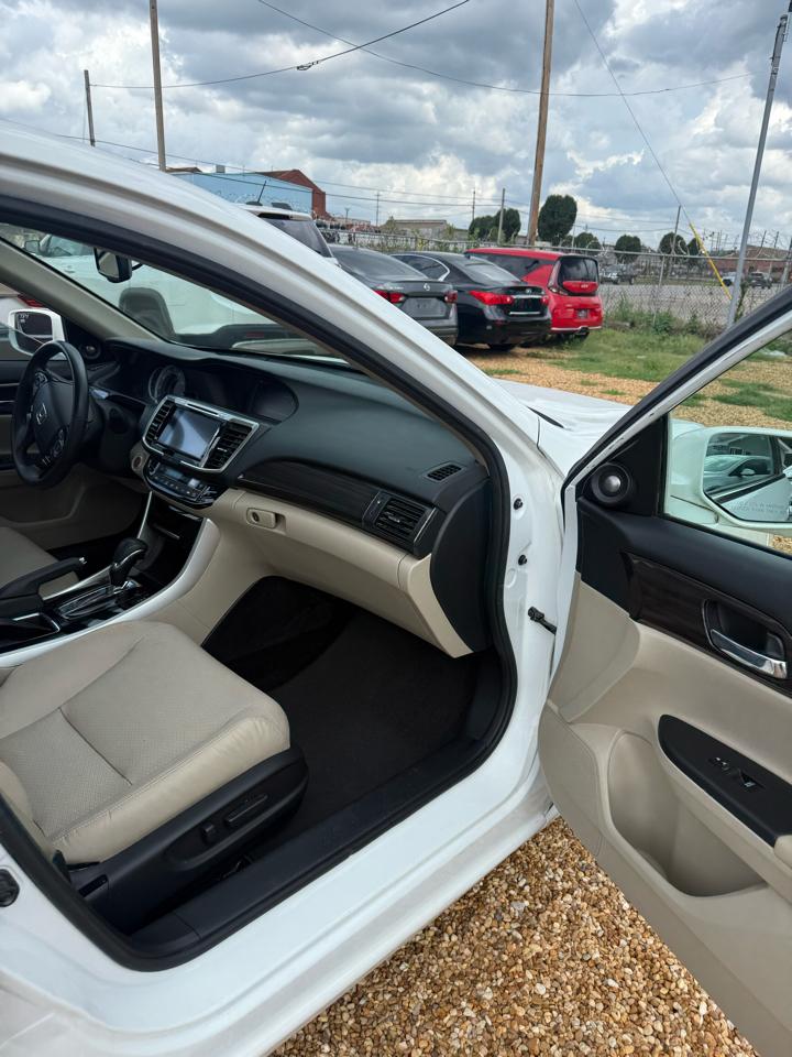 Honda Accord EX-L Sedan V6 CVT w/ Honda Sensing 6-Spd AT 2016