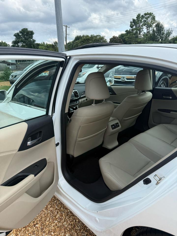 Honda Accord EX-L Sedan V6 CVT w/ Honda Sensing 6-Spd AT 2016