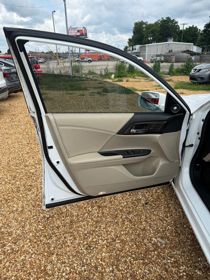 Honda Accord EX-L Sedan V6 CVT w/ Honda Sensing 6-Spd AT 2016