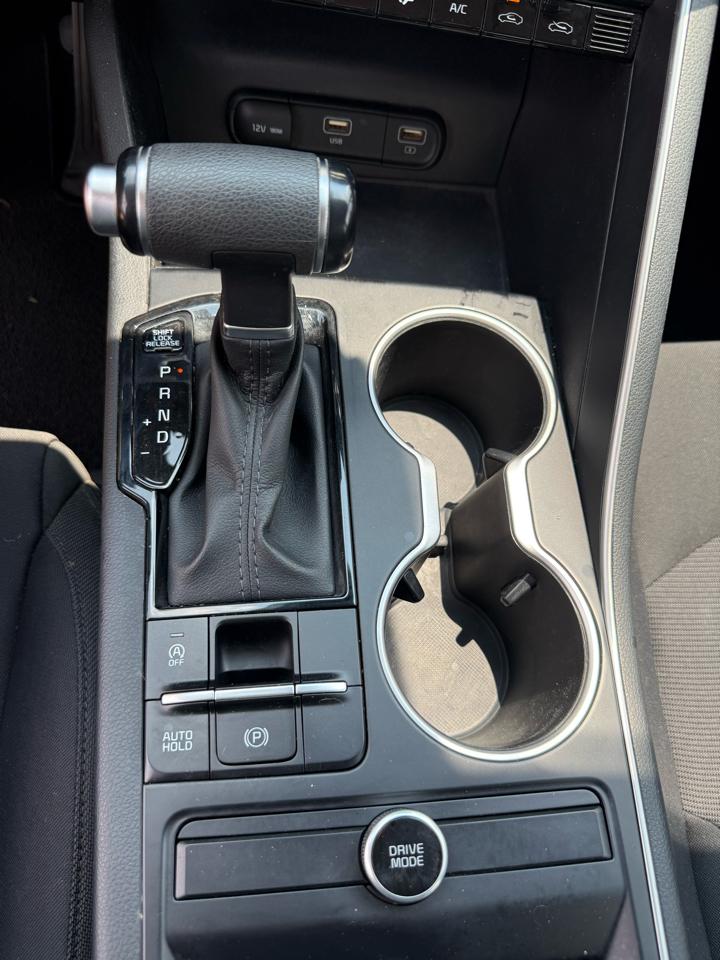 Kia K5 LX 2022