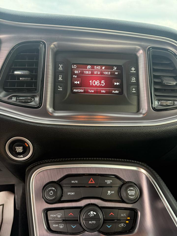 Dodge Challenger SXT 2017