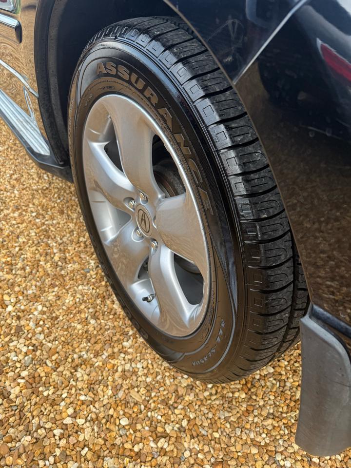 Acura RDX 5-Spd AT with Technology Package 2007