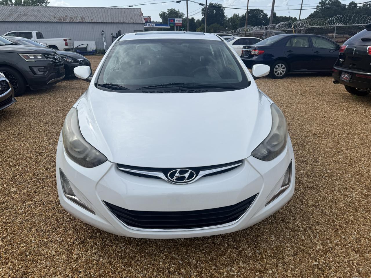 Hyundai Elantra SE 6AT 2015