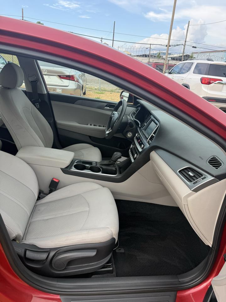 Hyundai Sonata SE 2018