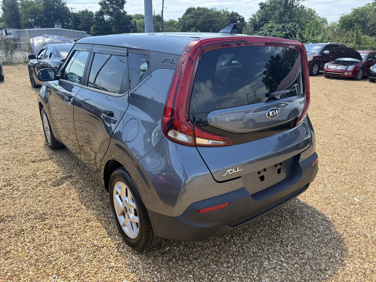 Kia Soul LX CVT 2022