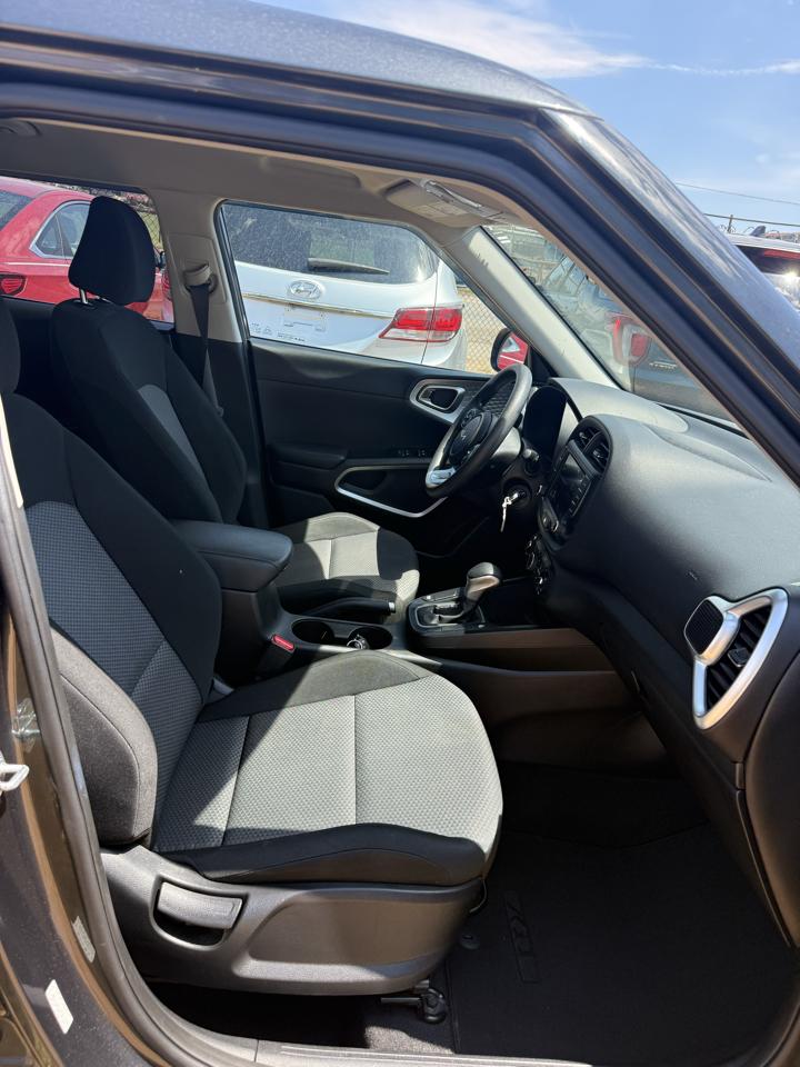 Kia Soul LX CVT 2022