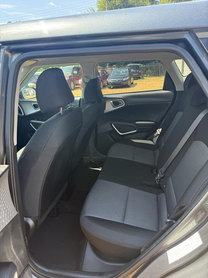 Kia Soul LX CVT 2022