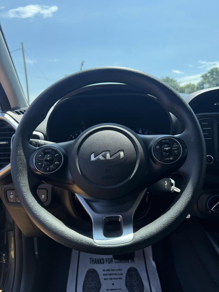 Kia Soul LX CVT 2022