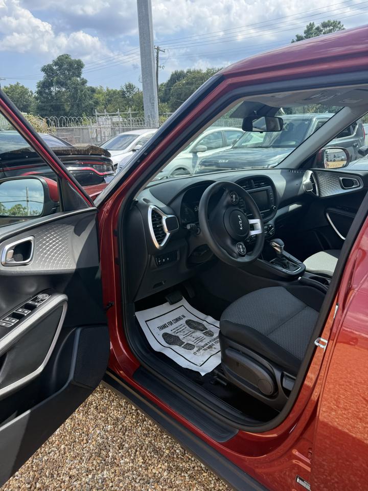Kia Soul LX CVT 2023