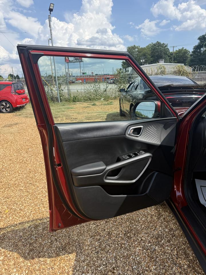 Kia Soul LX CVT 2023