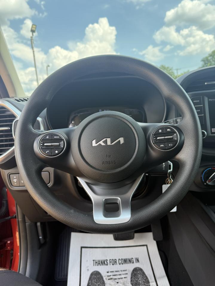 Kia Soul LX CVT 2023