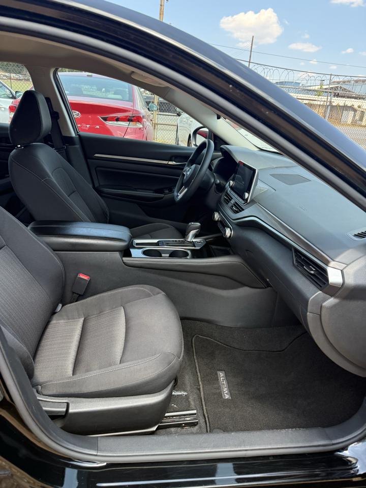 Nissan Altima 2.5 SV 2023