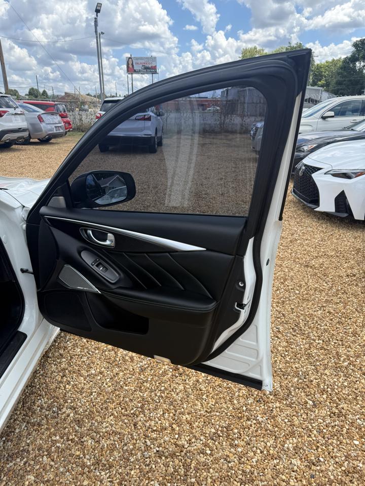 Infiniti Q50 3.0t Sensory 2021