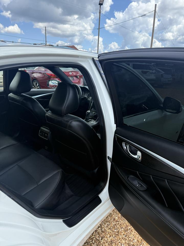 Infiniti Q50 3.0t Sensory 2021