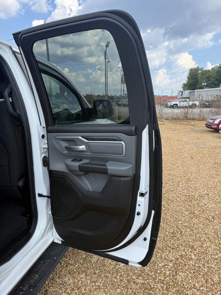 RAM 1500 Big Horn Quad Cab 2WD 2022