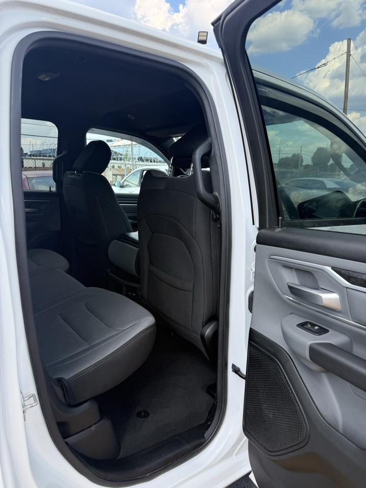 RAM 1500 Big Horn Quad Cab 2WD 2022