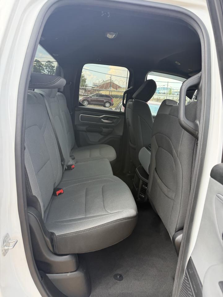 RAM 1500 Big Horn Quad Cab 2WD 2022