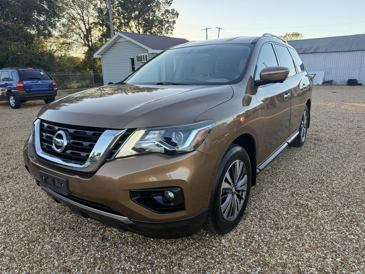 Nissan Pathfinder Platinum 4WD 2017
