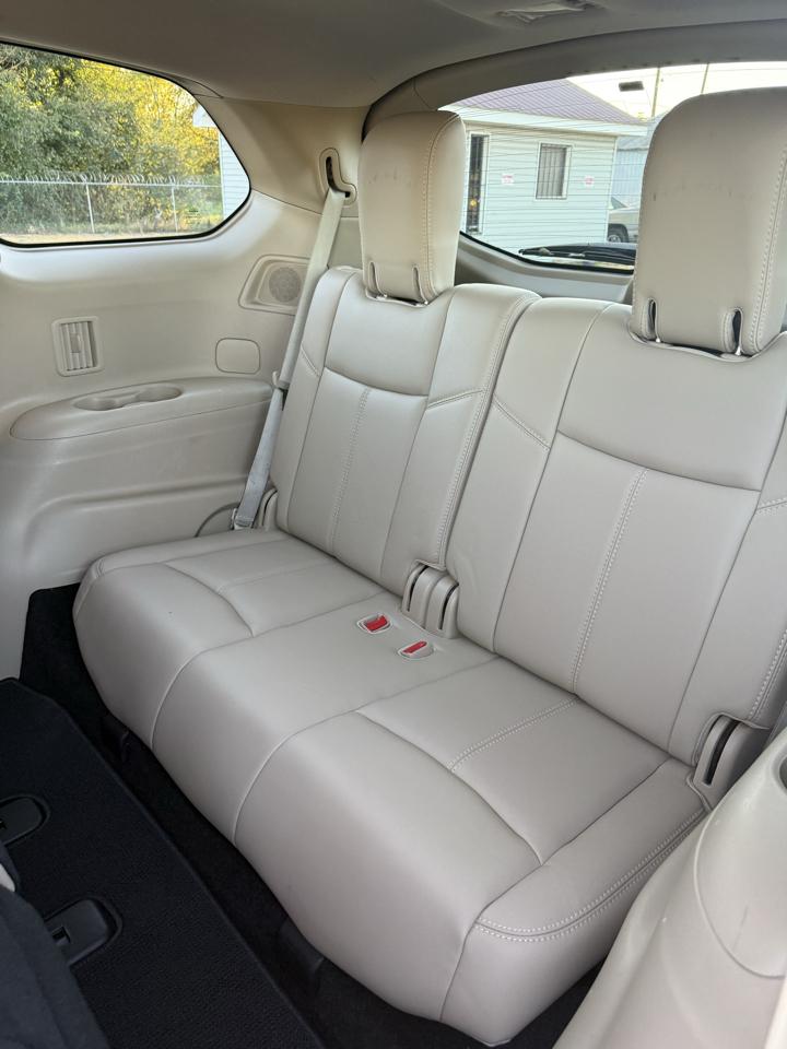 Nissan Pathfinder Platinum 4WD 2017