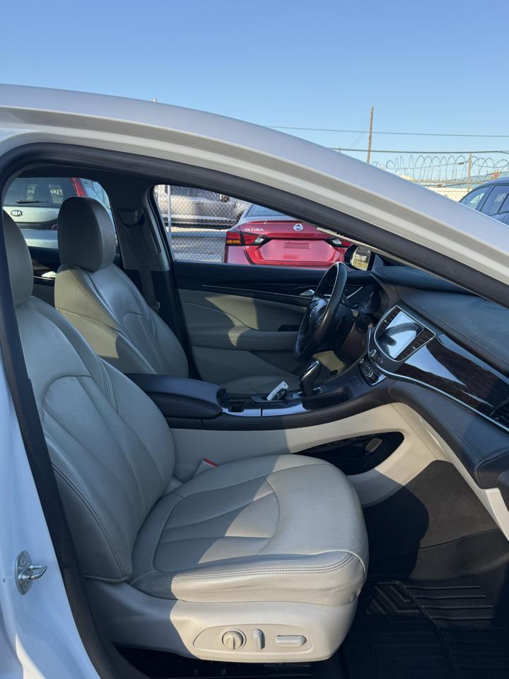 Buick LaCrosse Essence 2017