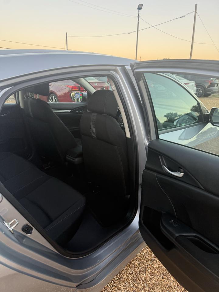 Honda Civic LX Sedan CVT 2016