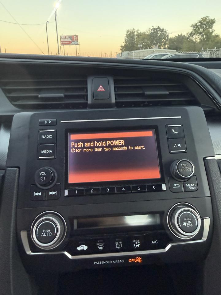 Honda Civic LX Sedan CVT 2016