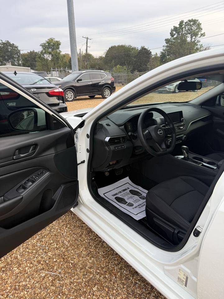 Nissan Altima 2.5 S 2023
